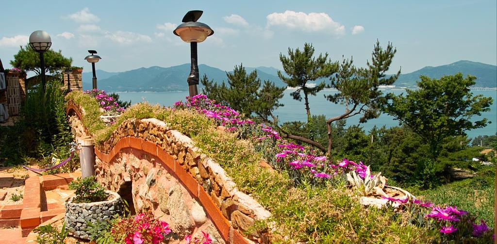 Gung Pension Namhae Buitenkant foto